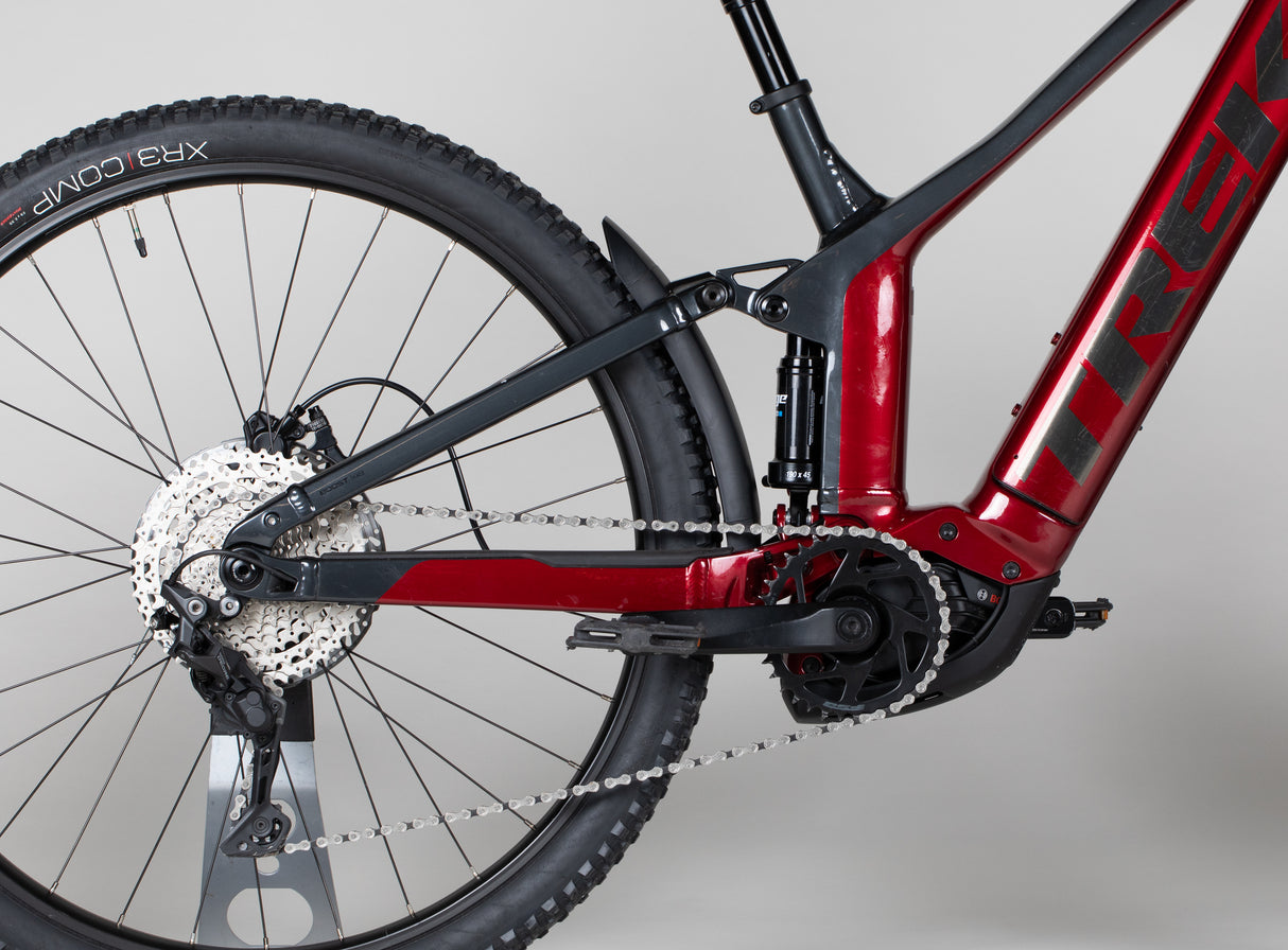 Trek Powerfly FS 4 - käytetty sähköpyörä 165–177 cm ajajalle