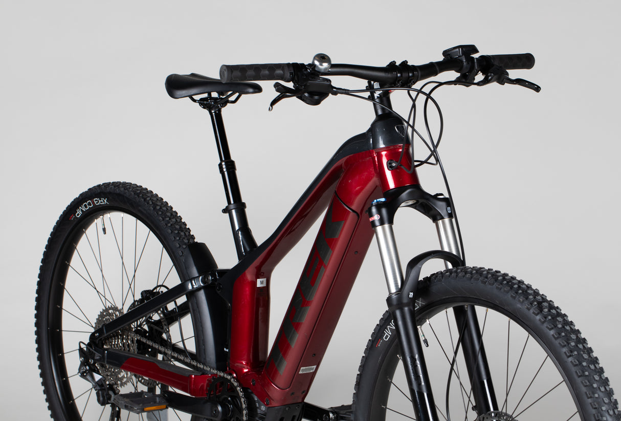 Trek Powerfly FS 4 - käytetty sähköpyörä 165–177 cm ajajalle