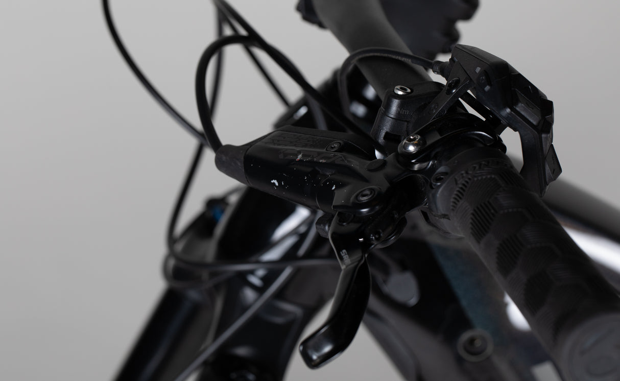 Trek Rail 7 Gen 3 - käytetty sähköpyörä 165-176 cm ajajalle