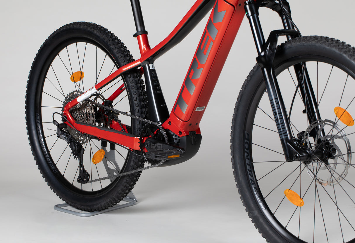 Trek Powerfly 5 - käytetty sähköpyörä 155-165 cm ajajalle