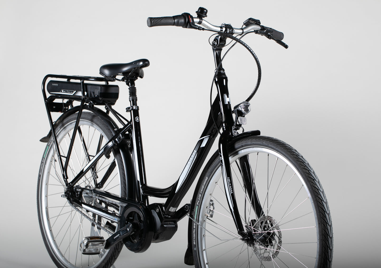 Helkama E7 - käytetty sähköpyörä 150-170 cm ajajalle