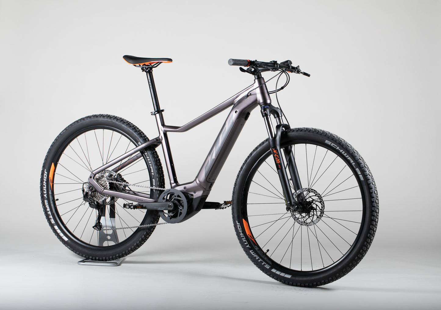KTM Macina Race 592 - käytetty sähköpyörä 175-188 cm ajajalle