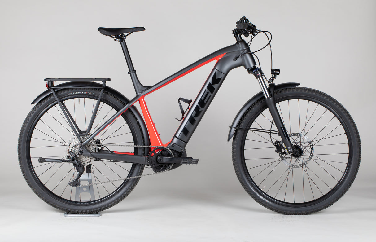 Trek Powerfly Sport 4 Equipped Gen 4 - käytetty sähköpyörä 188–195 cm ajajalle