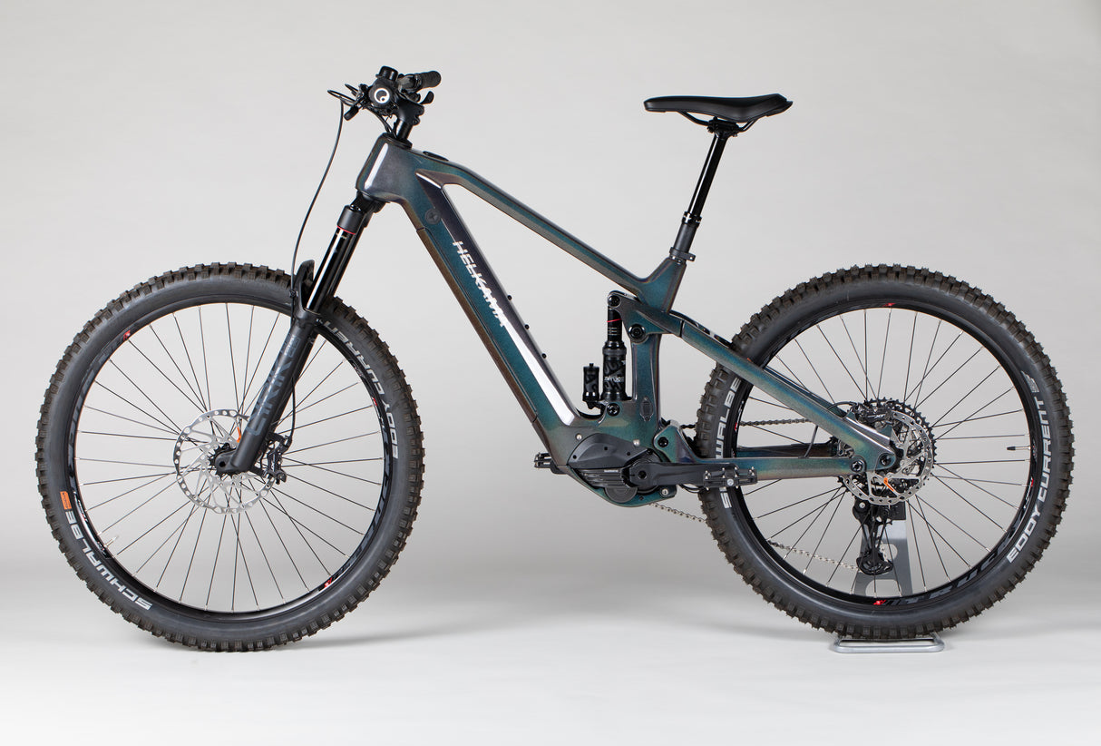 Helkama Carbon X 12v - käytetty sähköpyörä 160–180 cm ajajalle