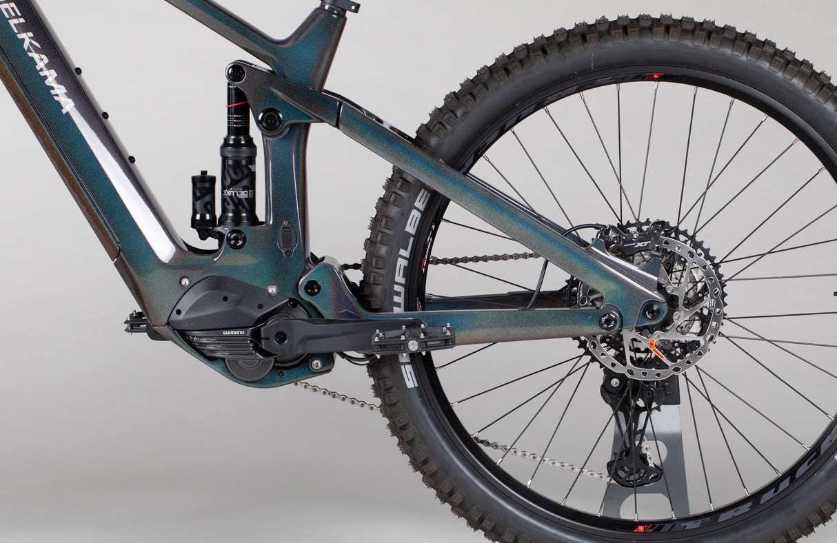 Helkama Carbon X 12v - käytetty sähköpyörä 160–180 cm ajajalle