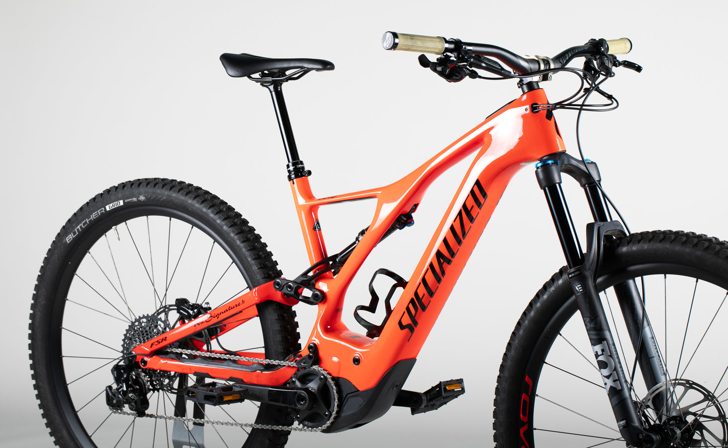 Specialized Turbo Levo Comp Carbon - käytetty sähköpyörä 178-185 cm ajajalle