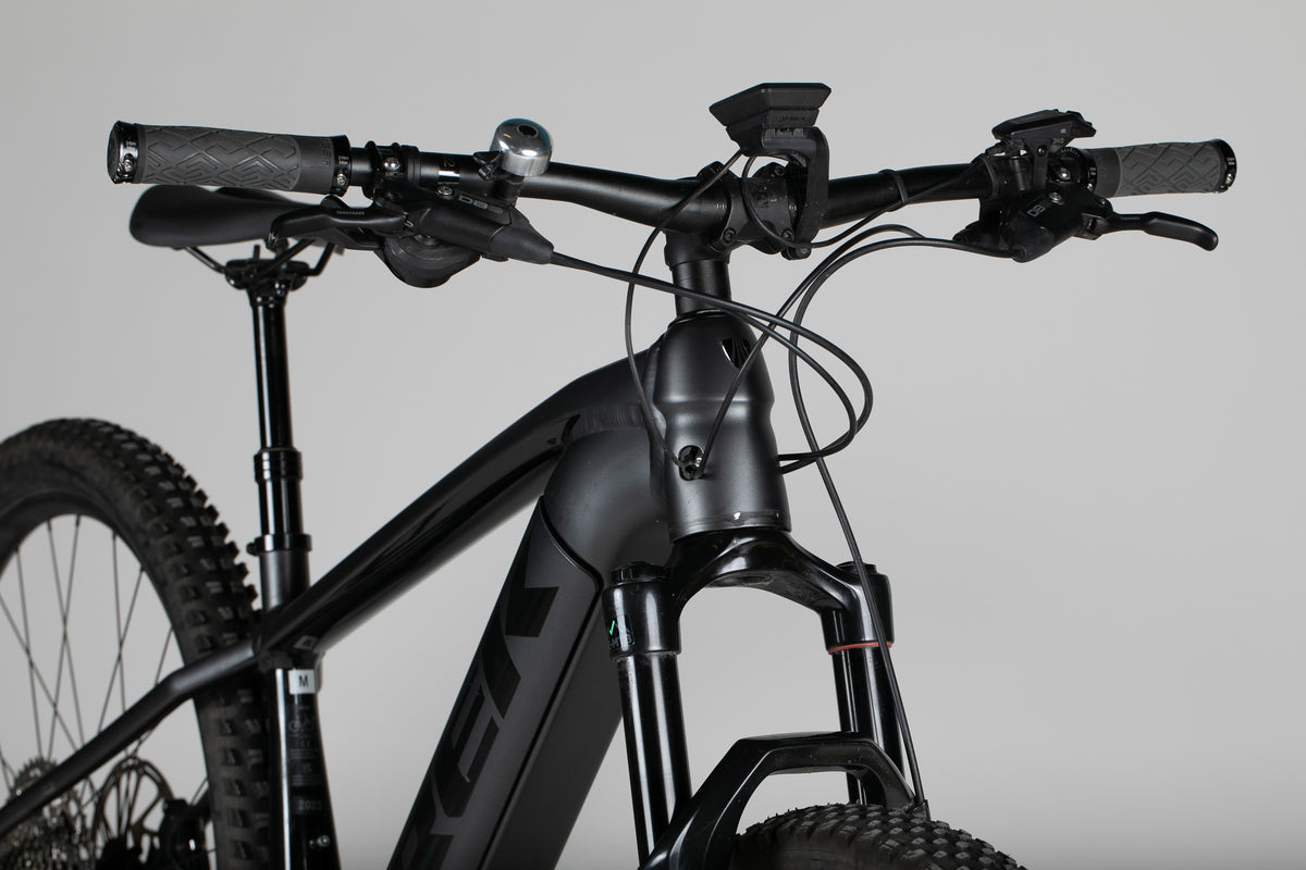 Trek Powerfly 7 Gen 4 - käytetty sähköpyörä 165-177 cm ajajalle