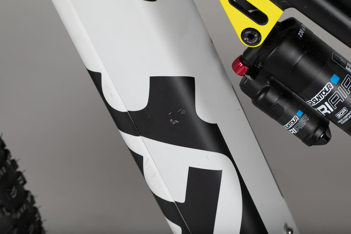 Husqvarna Hard Cross Hc1 - käytetty sähköpyörä 158-171 cm ajajalle