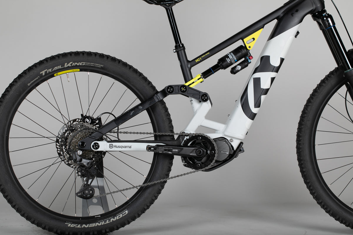 Husqvarna Hard Cross Hc1 - käytetty sähköpyörä 158-171 cm ajajalle
