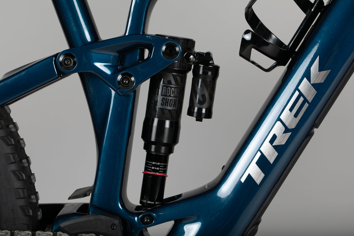 Trek Fuel Exe 9.8 Gx Axs - käytetty sähköpyörä 170-185 cm ajajalle