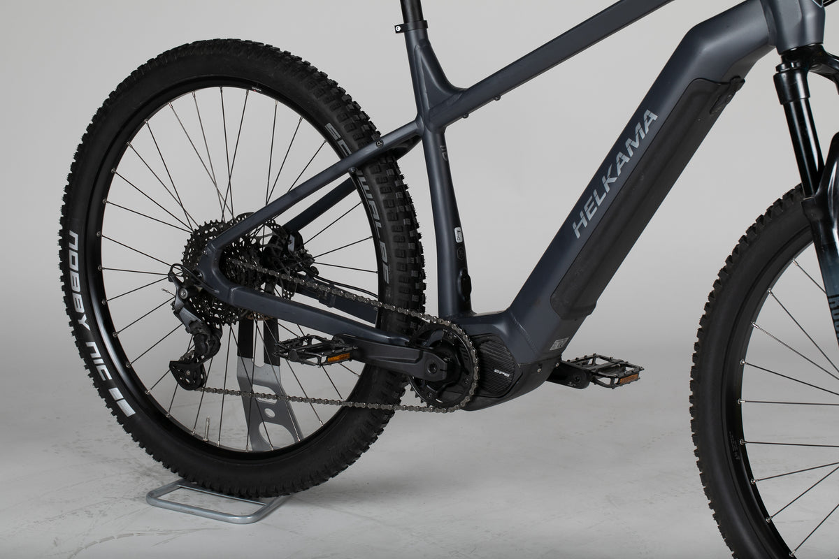Helkama X 10V 29” - käytetty sähköpyörä 180-200 cm ajajalle