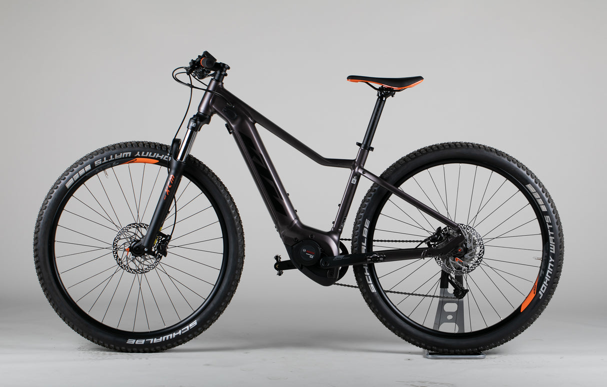 KTM Macina Race 592 - käytetty sähköpyörä 165-177 cm ajajalle