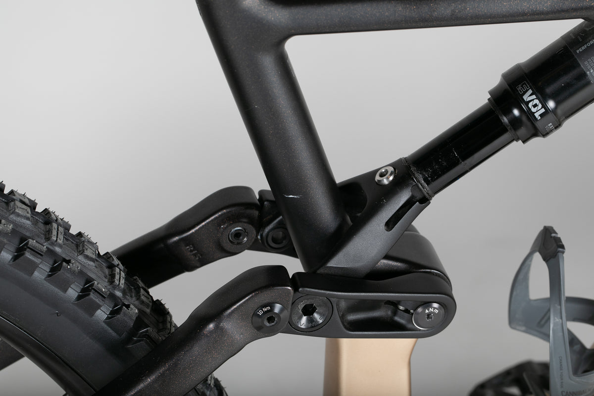 Orbea Rise H30 - käytetty sähköpyörä 170-185 cm ajajalle