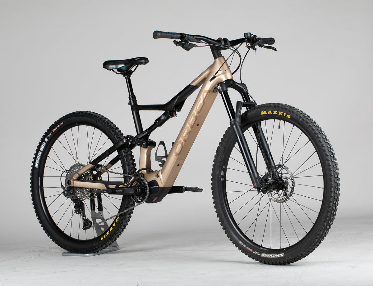 Orbea Rise H30 - käytetty sähköpyörä 170-185 cm ajajalle