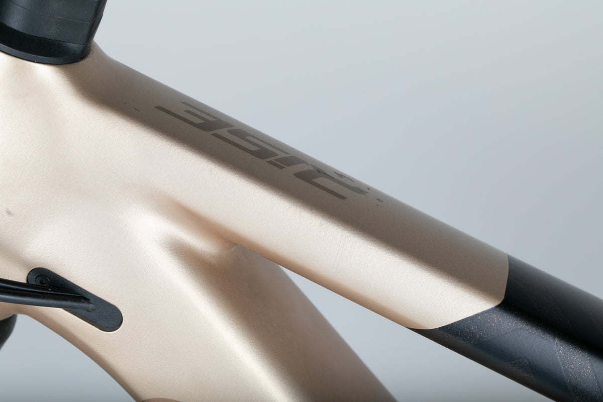 Orbea Rise H30 - käytetty sähköpyörä 170-185 cm ajajalle