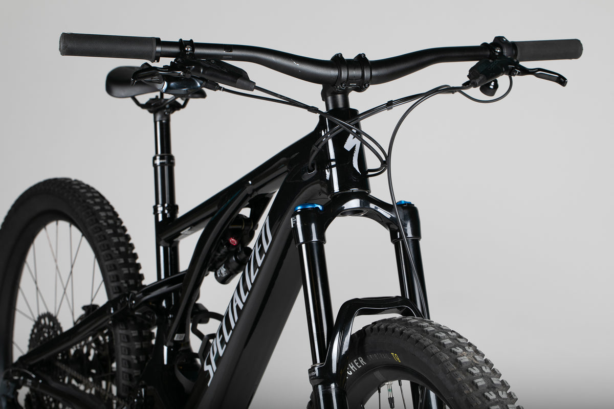 Specialized Turbo Levo Comp Alloy - käytetty sähköpyörä 165-181 cm ajajalle