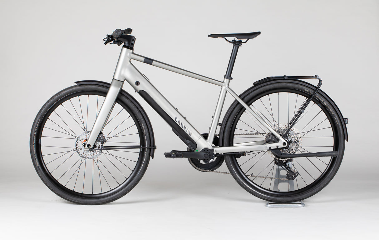 Canyon Commuter:On 7 - käytetty sähköpyörä 167-179 cm ajajalle
