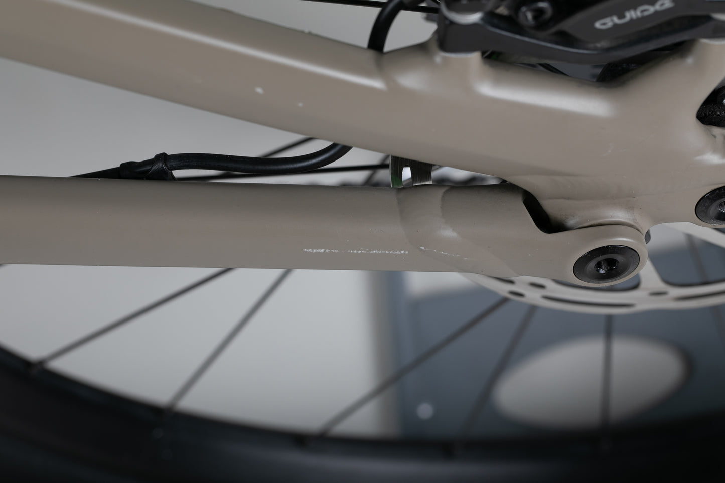 Specialized Turbo Levo Comp - käytetty sähköpyörä 178-185 cm ajajalle