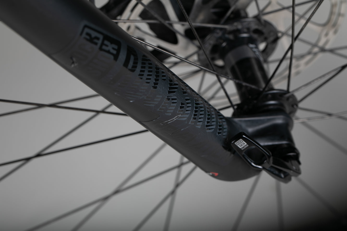 Specialized Turbo Levo Comp - käytetty sähköpyörä 178-185 cm ajajalle