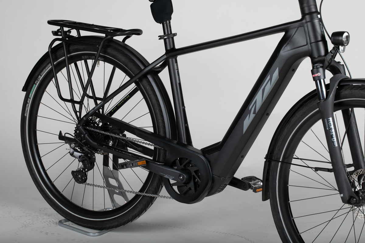 KTM ZEG CENTO 10 - käytetty sähköpyörä 160-175 cm ajajalle
