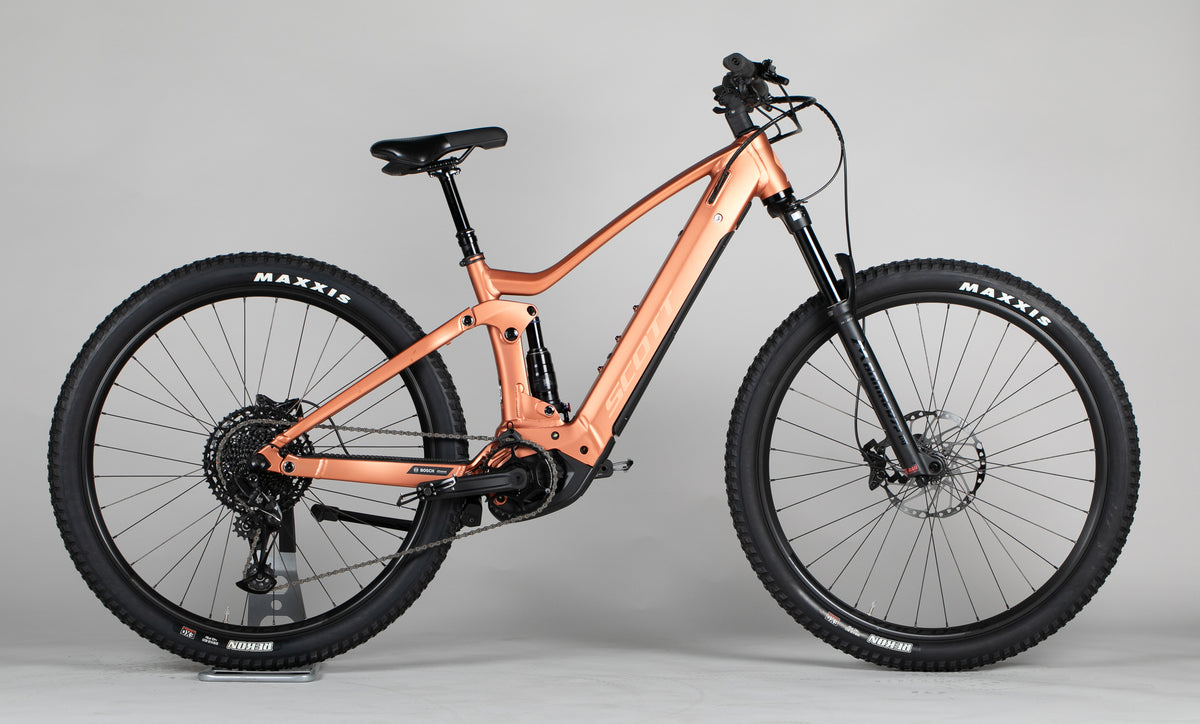 Scott Contessa Strike eRide 930 - käytetty sähköpyörä 150-170 cm ajajalle