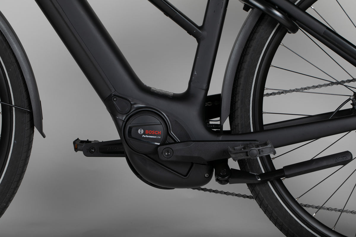 Cube TOURING HYBRID, PRO 500 - käytetty sähköpyörä 160-175 cm ajajalle