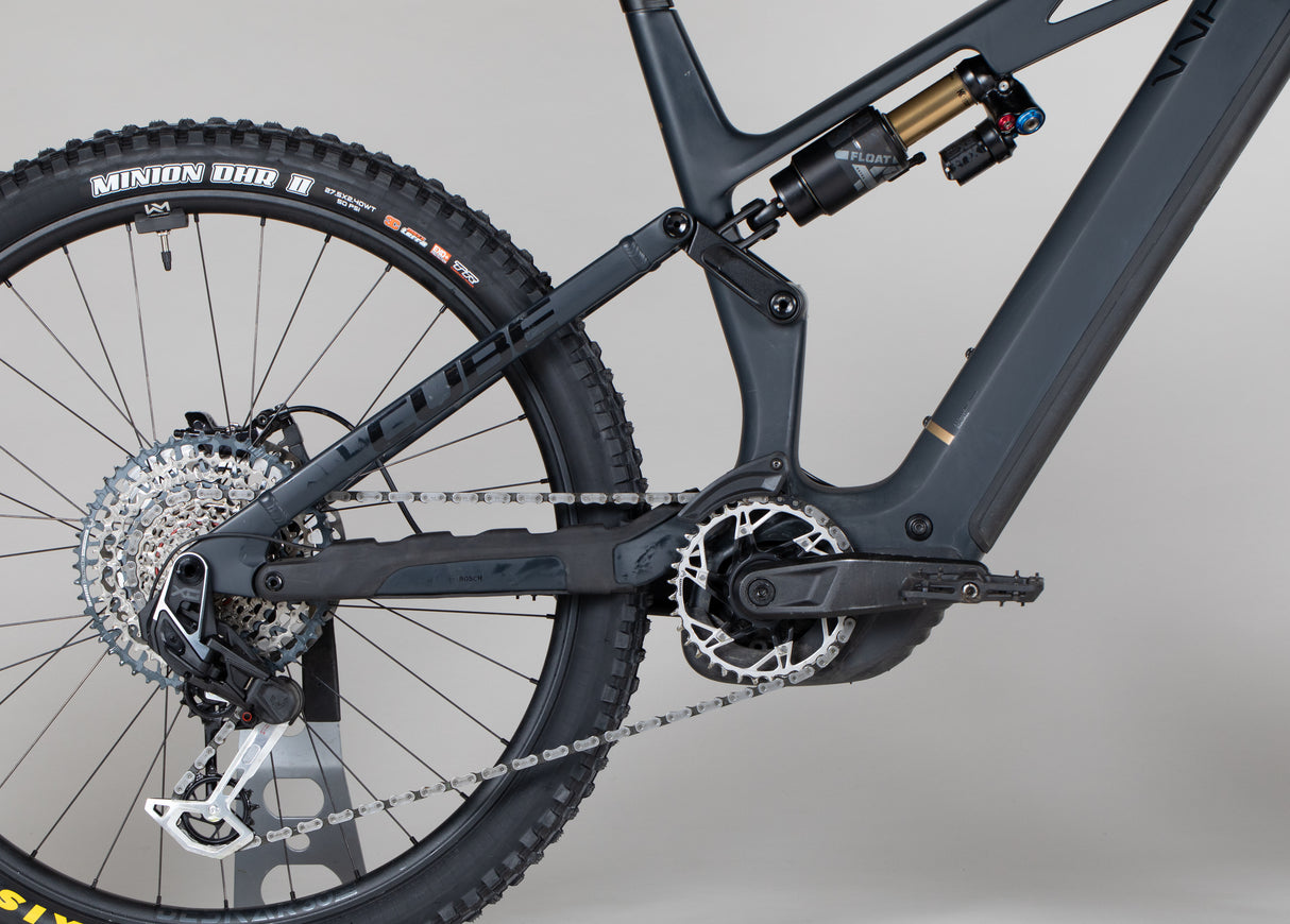 Cube Stereo Hybrid ONE77 HPC AT 800 Carbon/Gold - käytetty sähköpyörä 185-193 cm ajajalle