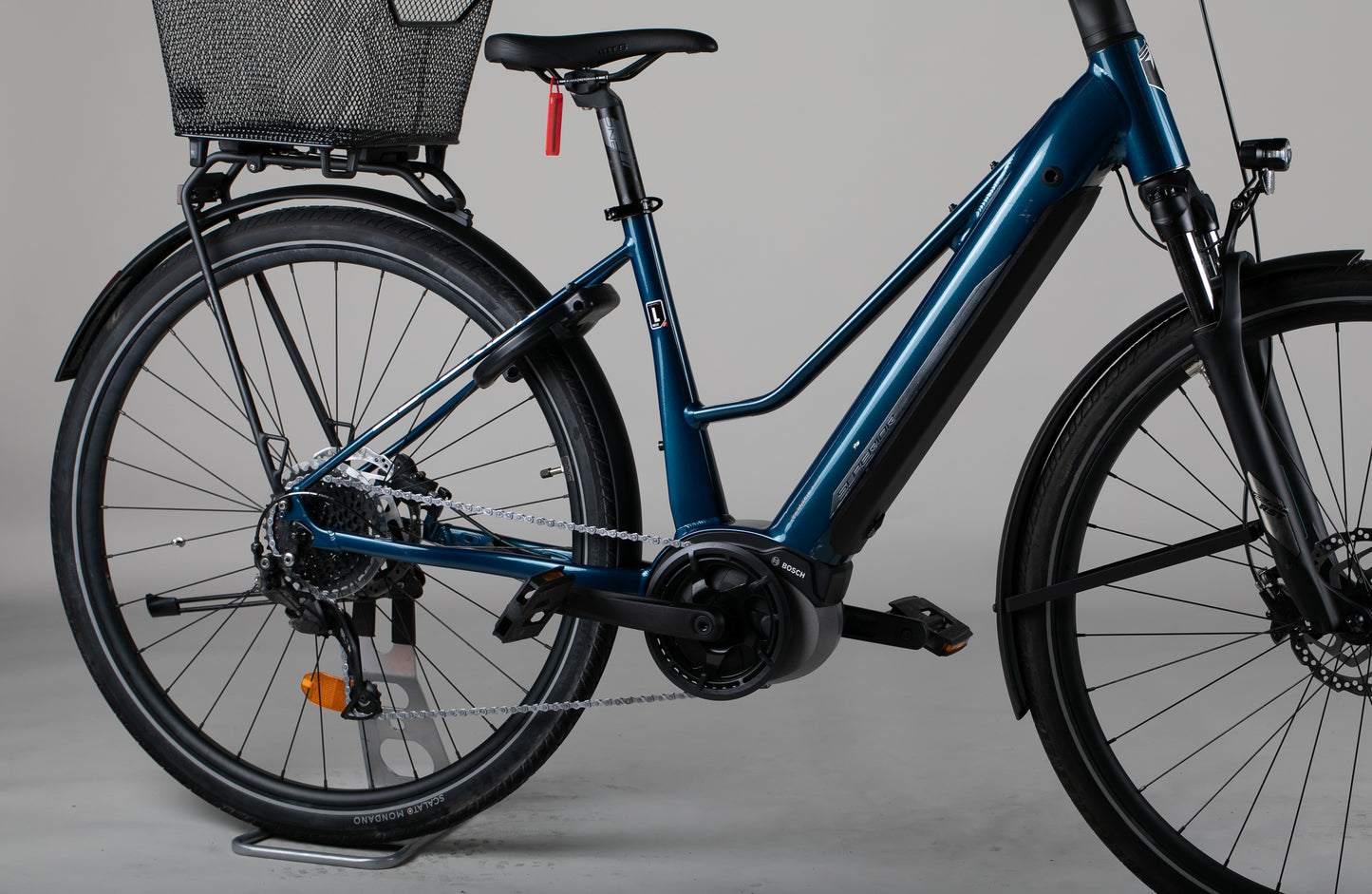 SUPERIOR eXR 6050 BL TOURING - käytetty sähköpyörä 169-180 cm ajajalle