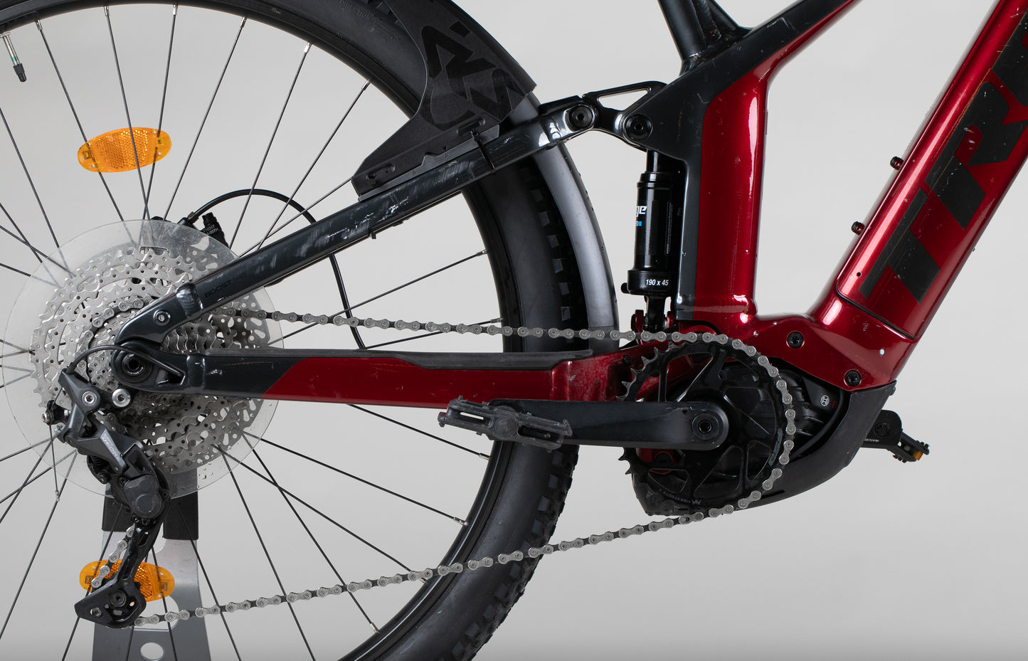 Trek Powerfly FS 4 - käytetty sähköpyörä 168-179 cm ajajalle