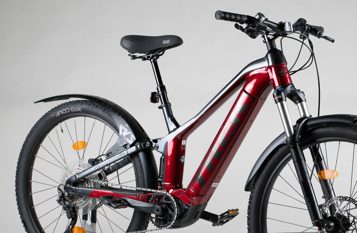 Trek Powerfly FS 4 - käytetty sähköpyörä 168-179 cm ajajalle