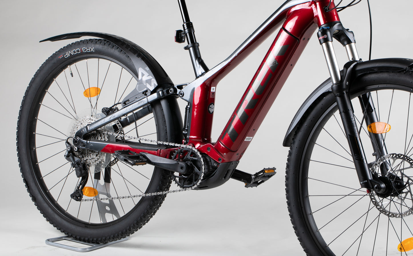 Trek Powerfly FS 4 - käytetty sähköpyörä 168-179 cm ajajalle