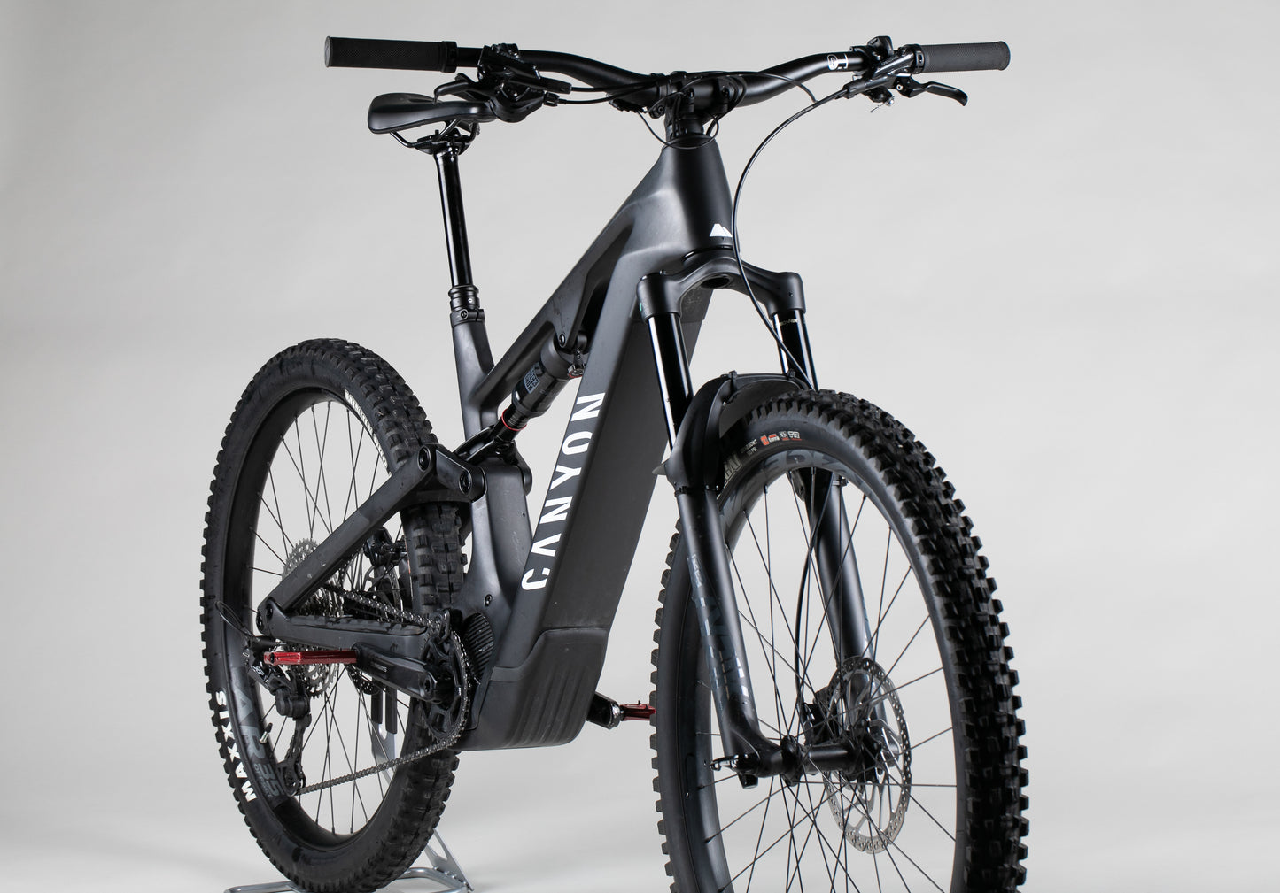 Canyon Spectral On CF 7 - käytetty sähköpyörä 174–184 cm ajajalle