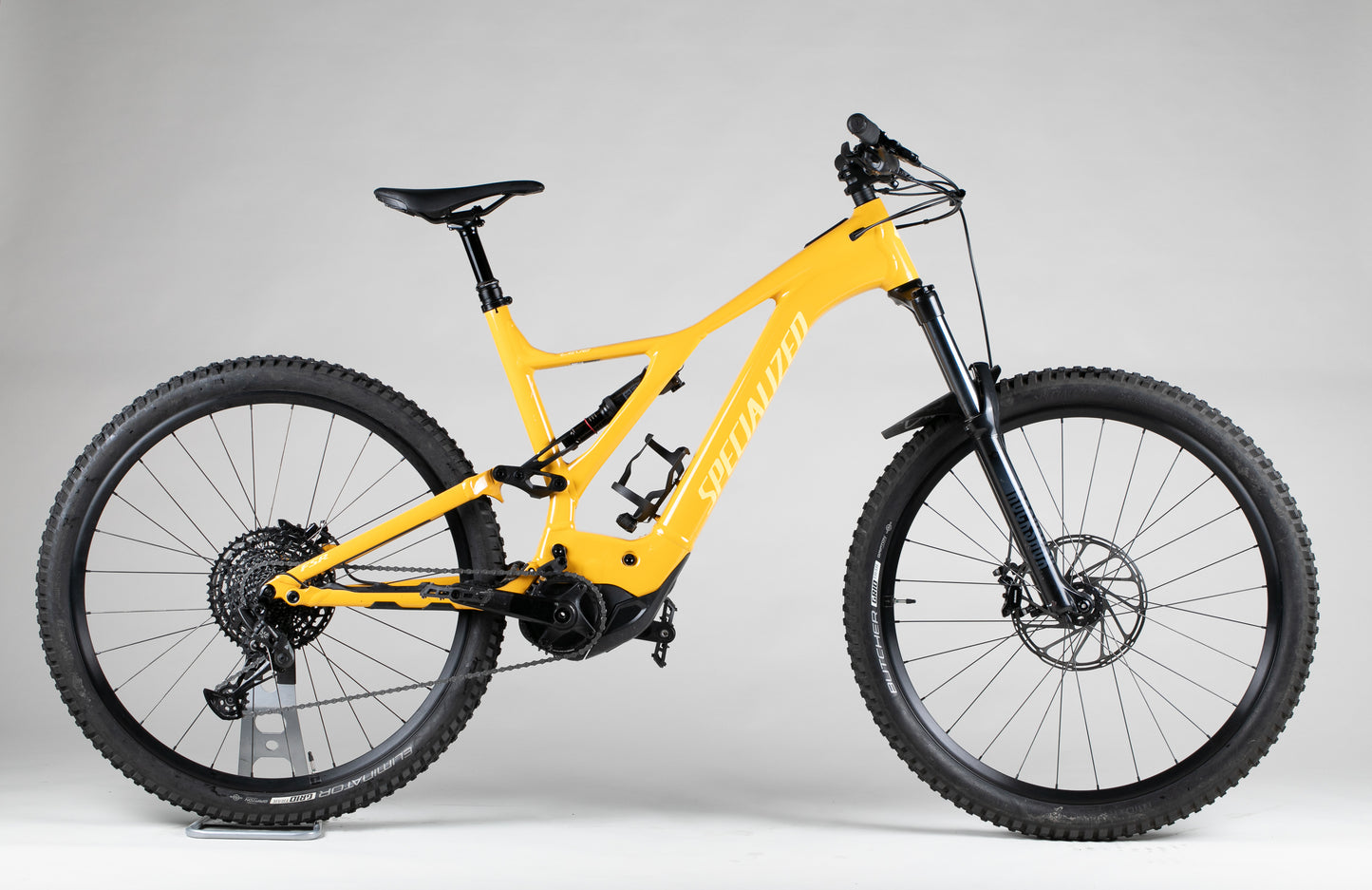 Specialized Turbo Levo FSR - käytetty sähköpyörä 185-193 cm ajajalle