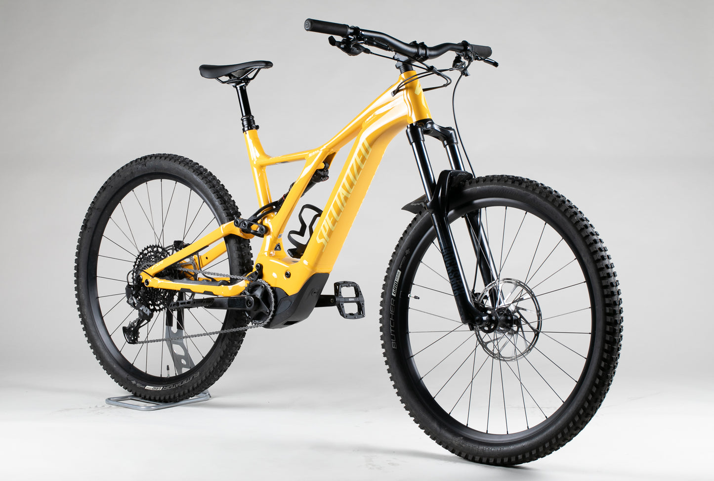 Specialized Turbo Levo FSR - käytetty sähköpyörä 185-193 cm ajajalle