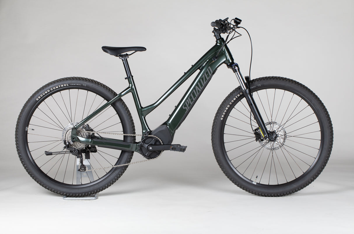 Specialized Turbo Tero 4.0 Step-Through - käytetty sähköpyörä 165-178 cm ajajalle