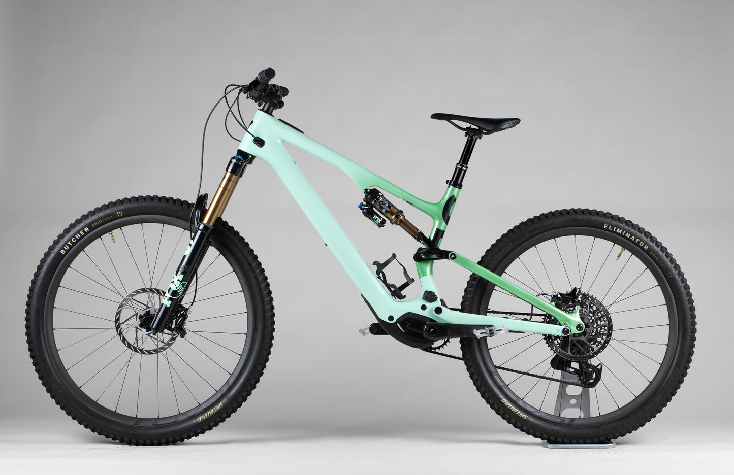 Specialized Turbo Levo SL Pro - käytetty sähköpyörä 178-193 cm ajajalle