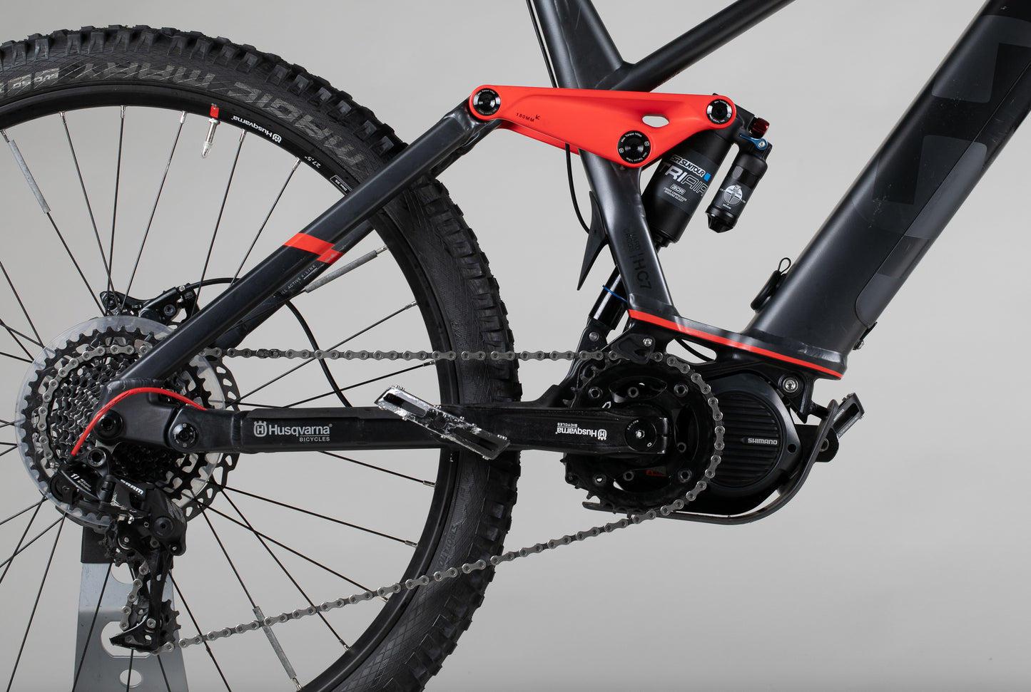 Husqvarna Hard Cross HC7 - käytetty sähköpyörä 175-185 cm ajajalle
