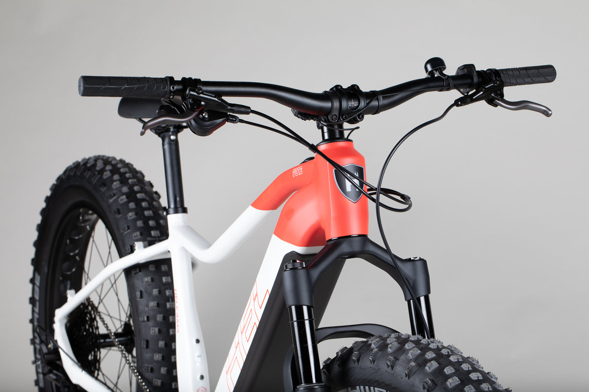 Helkama FE12S - outlet-sähköfatbike 160-180 cm ajajalle