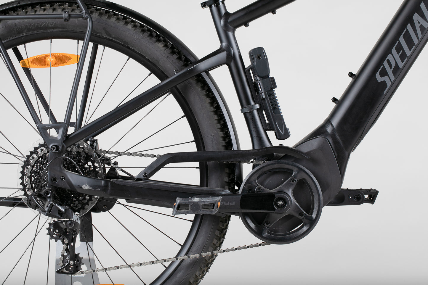 Specialized Turbo Tero 4.0 EQ - käytetty sähköpyörä 168–180 cm ajajalle