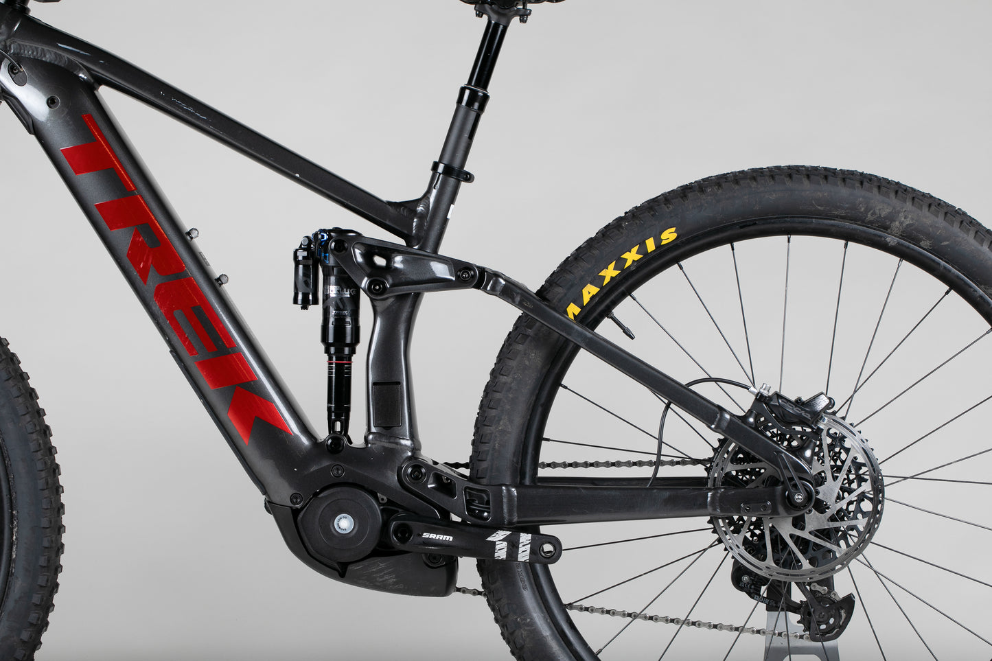 Trek Rail 9 GX AXS Gen 3 - käytetty sähköpyörä ajajalle 161-175 cm