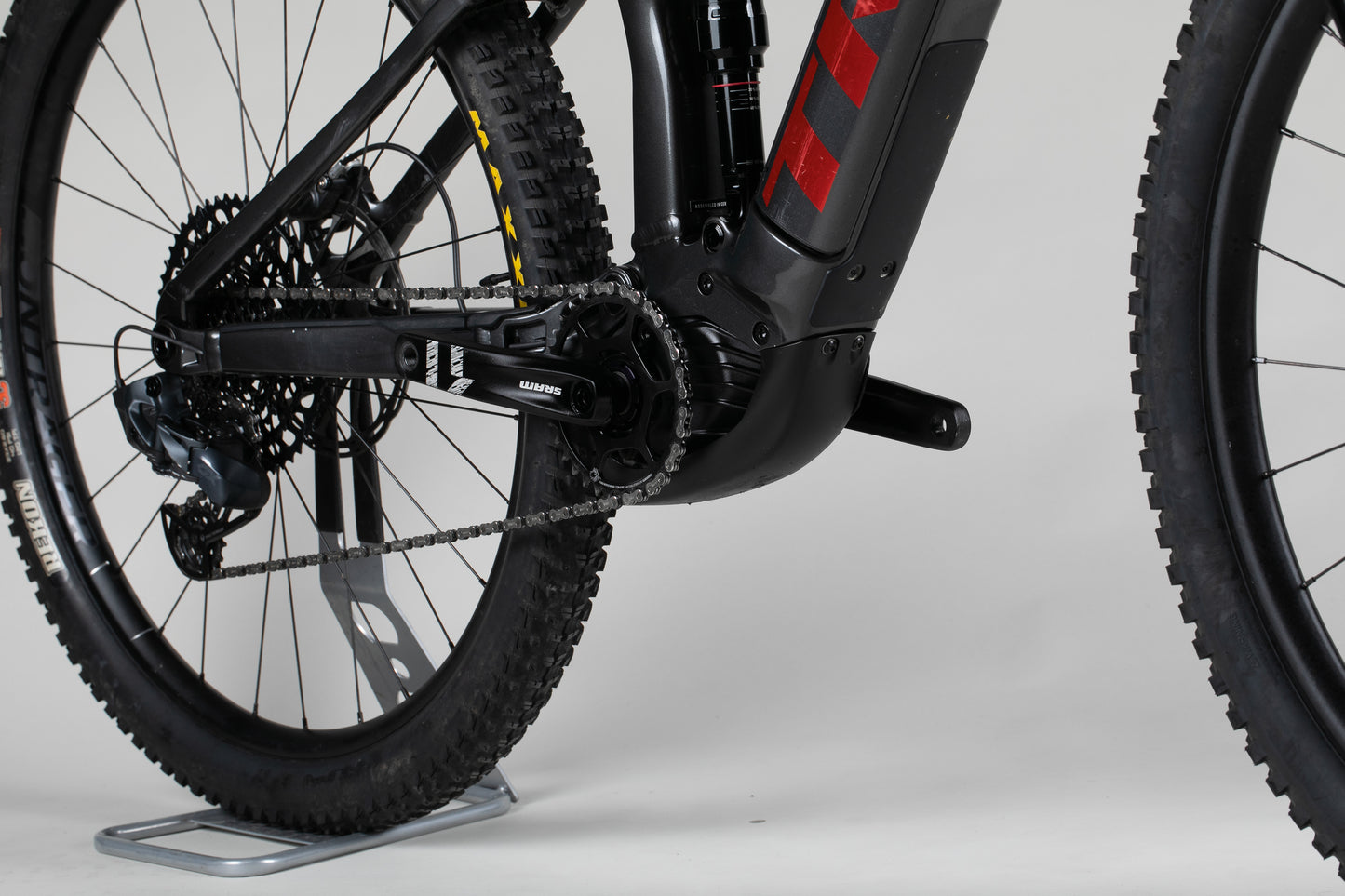 Trek Rail 9 GX AXS Gen 3 - käytetty sähköpyörä ajajalle 161-175 cm