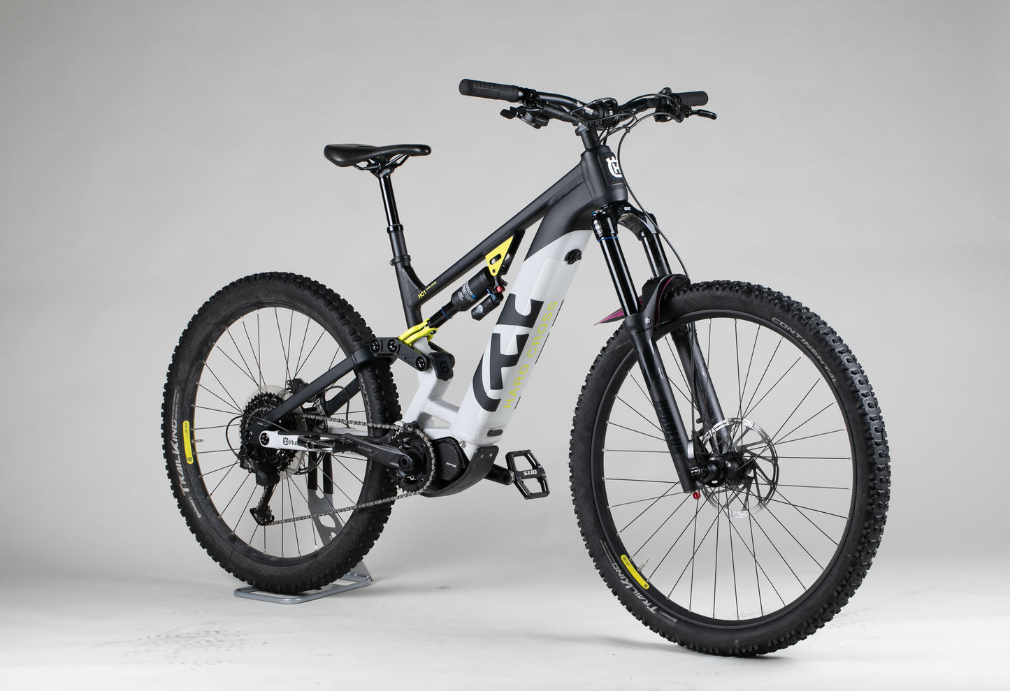 Husqvarna Hard Cross HC1 - käytetty sähköpyörä 170-178 cm ajajalle