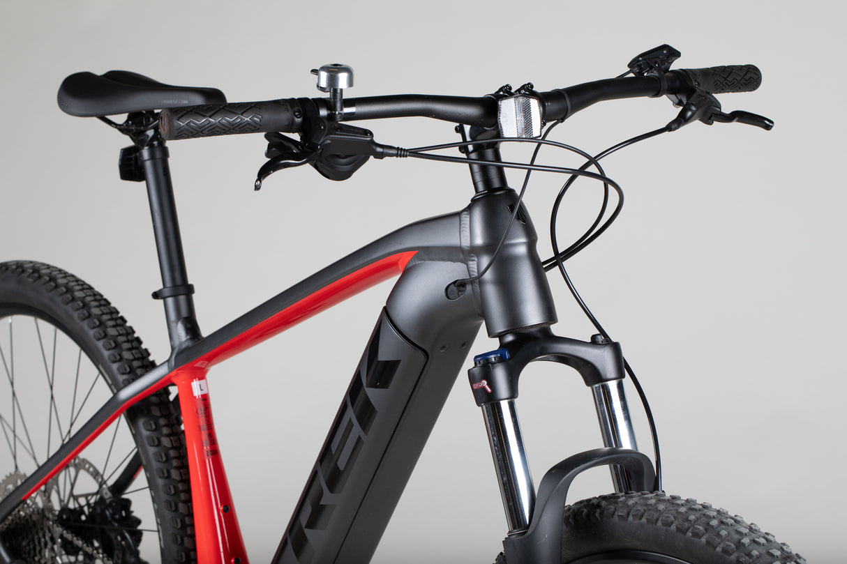 Trek Powerfly 4 625W Gen 4 - käytetty sähköpyörä 177-188 cm ajajalle