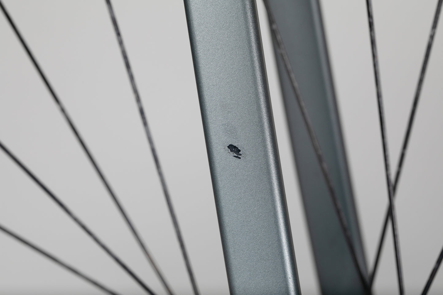 Cube Kathmandu Hybrid Pro 625 - käytetty sähköpyörä 159–170 cm ajajalle