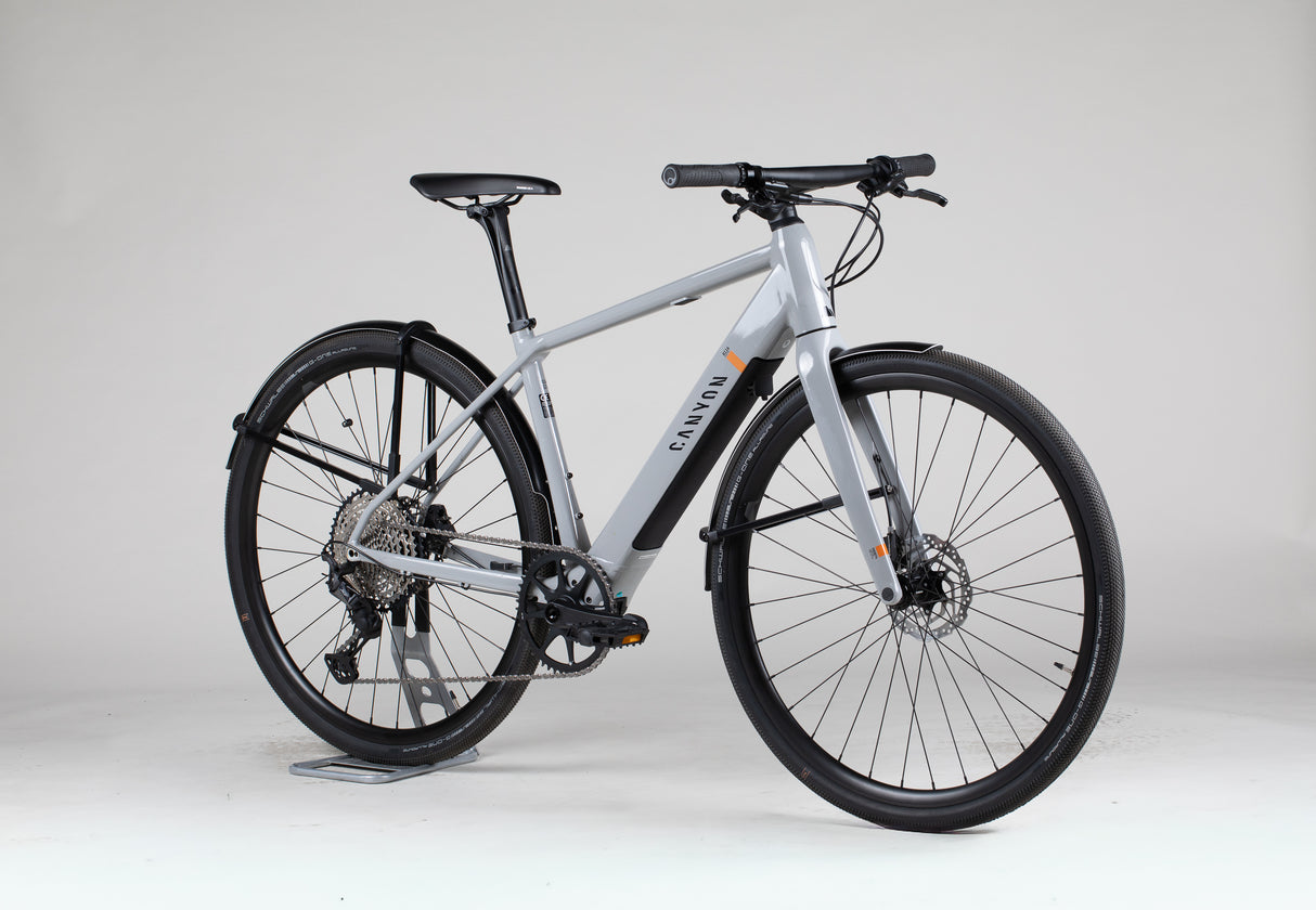 Canyon Roadlite:On 7 - käytetty sähköpyörä 171-183 cm ajajalle