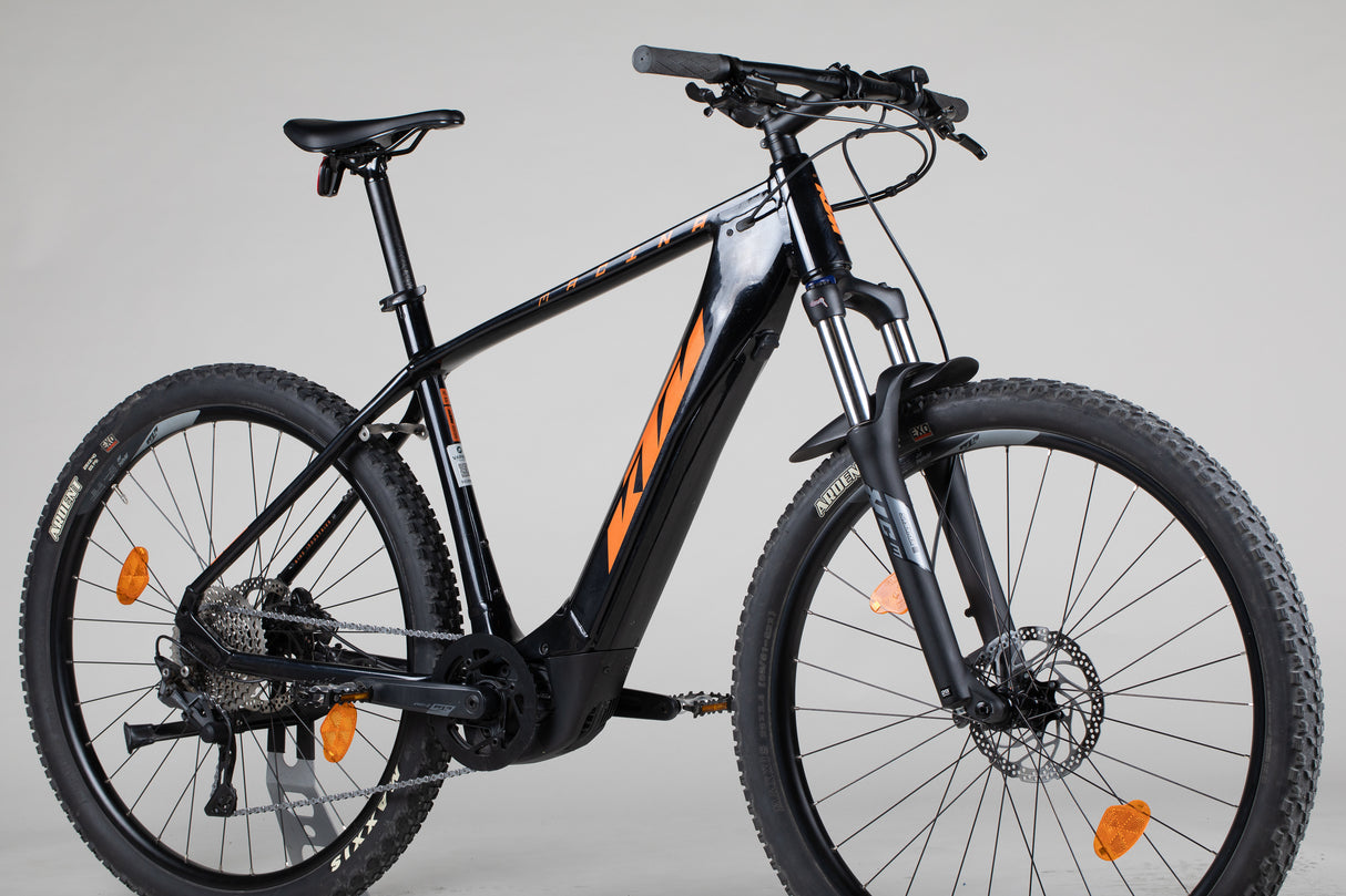 KTM Macina Team 693 - käytetty sähköpyörä 185-198 cm ajajalle