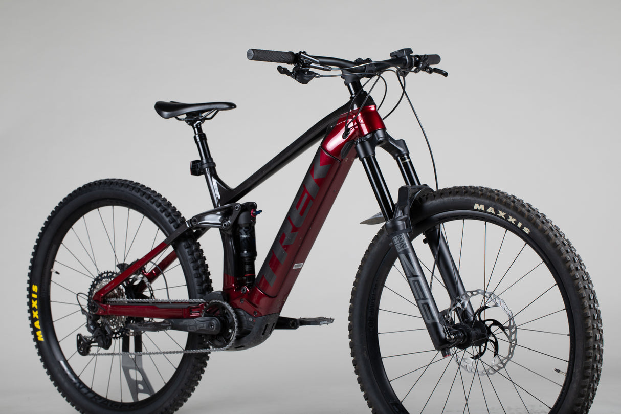 Trek Rail 7 - käytetty sähköpyörä 174-188 cm ajajalle