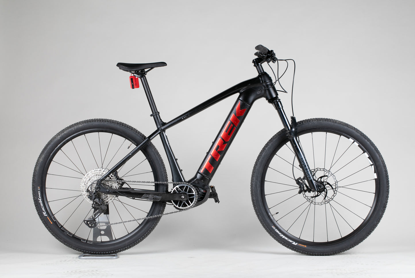 Trek Powerfly 5 - käytetty sähköpyörä 177-188 cm ajajalle