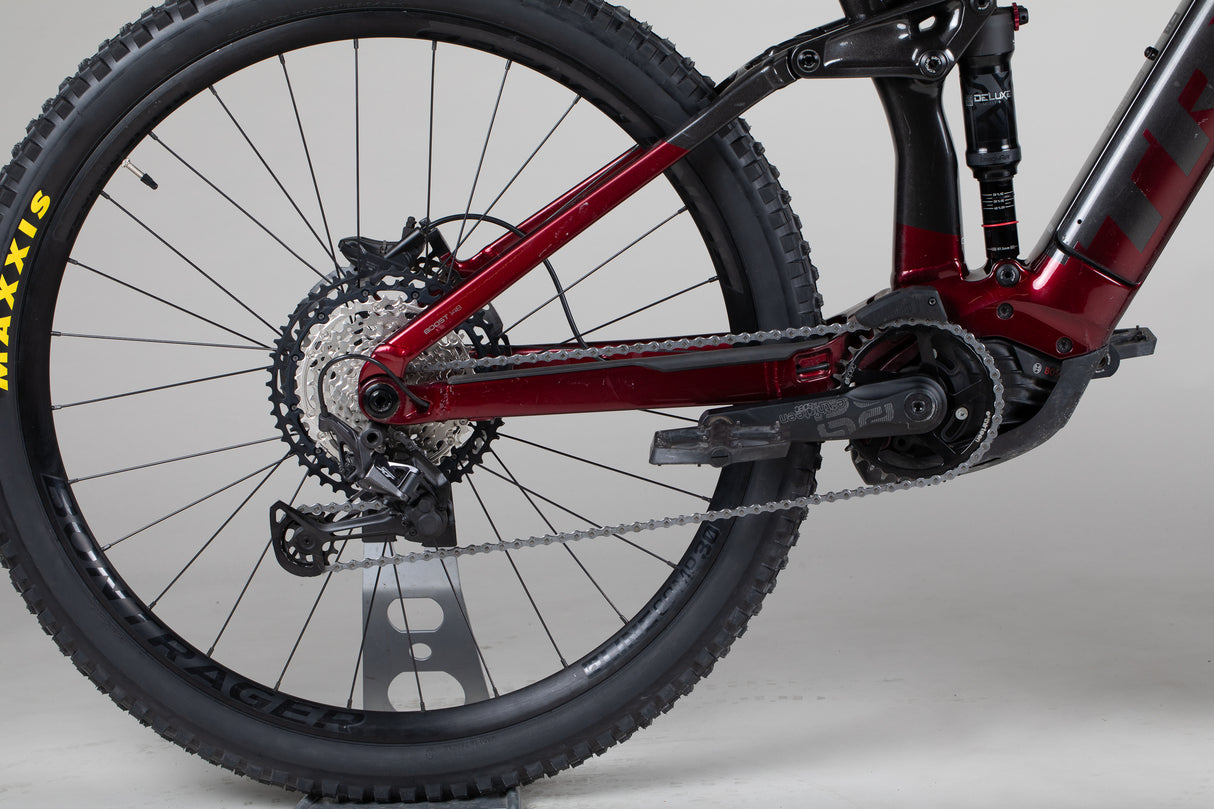 Trek Rail 7 - käytetty sähköpyörä 174-188 cm ajajalle