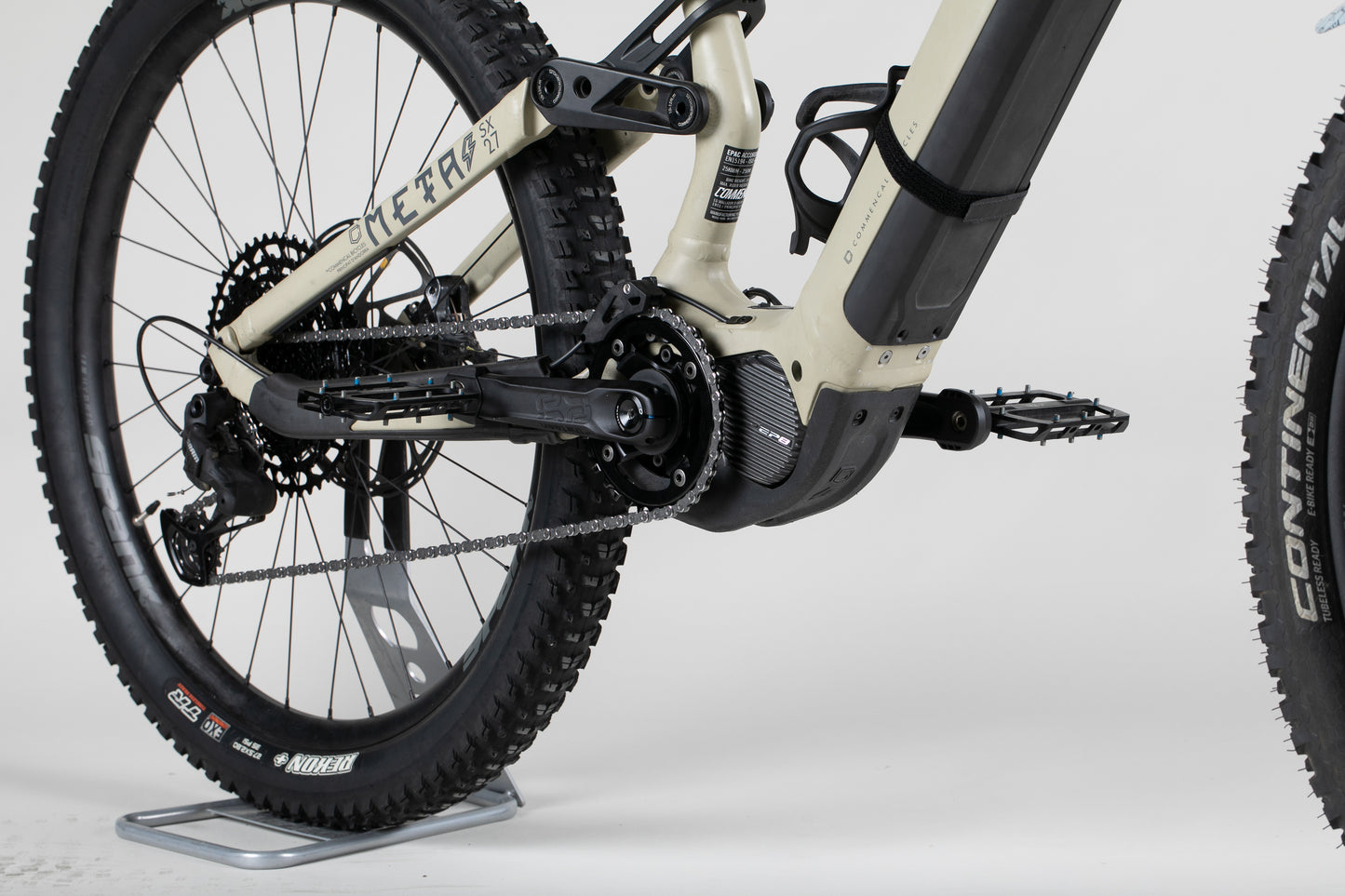 Commencal Meta Power Sx - käytetty sähköpyörä 180-193 cm ajajalle